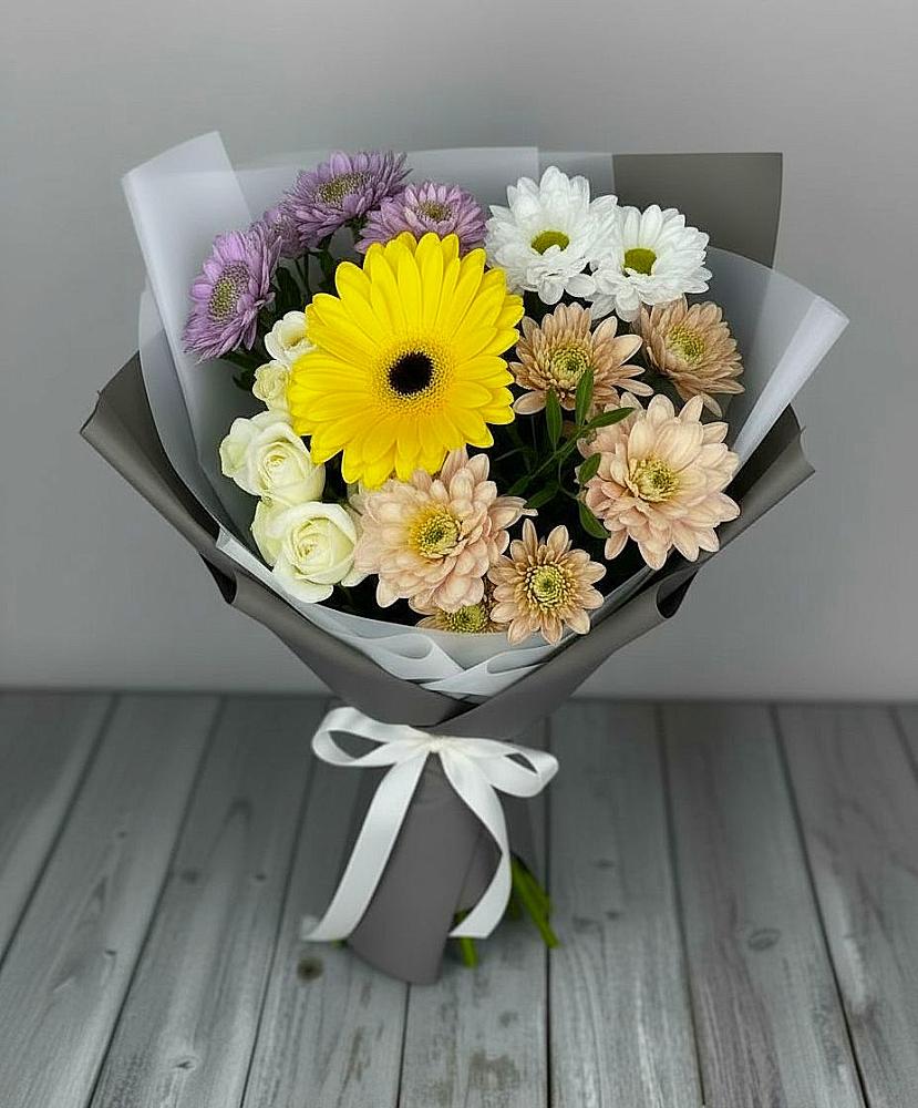 Букет цветов из: Розы, Герберы и Хризантемы в Грязовце