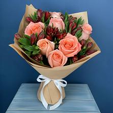 Букет цветов из:  Розы и Альстромерии в Грязовце