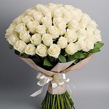 Букет 101 беля роза Белоснежка в Грязовце