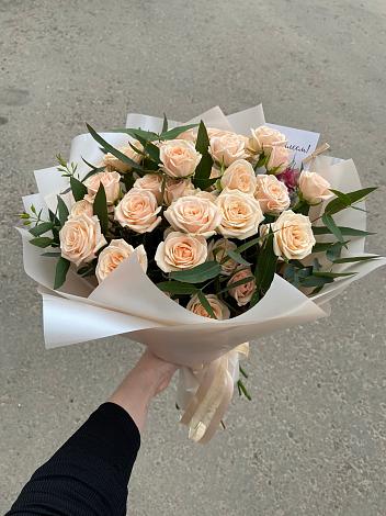 Букет Кремовые розы Латте в Грязовце