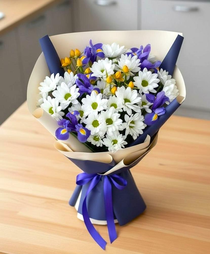 Букет цветов из: Розы, Ирисы и Хризантемы в Грязовце