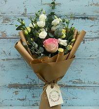 Букет цветов из:  Розы и Лизиантусы в Грязовце